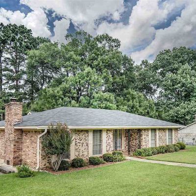 2456 Upper Dr, Pearl, MS 39208