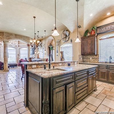 24718 Player Oaks, San Antonio, TX 78260