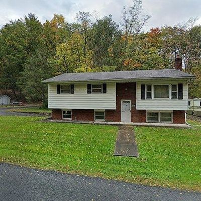 25 Hickory Dr, Lock Haven, PA 17745