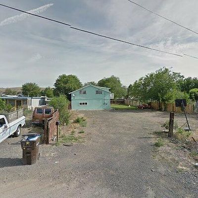 2505 Swan Ave, Yakima, WA 98902