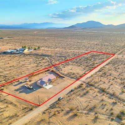 20625 Morro Rd, Apple Valley, CA 92307