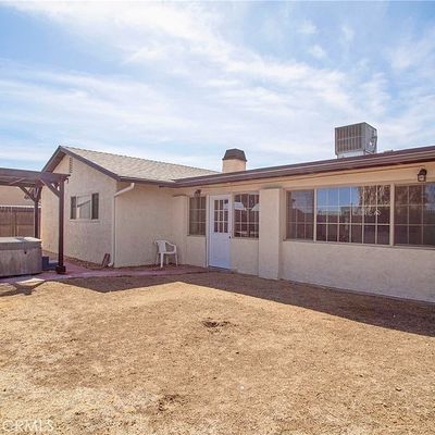2081 Ruby Dr, Barstow, CA 92311