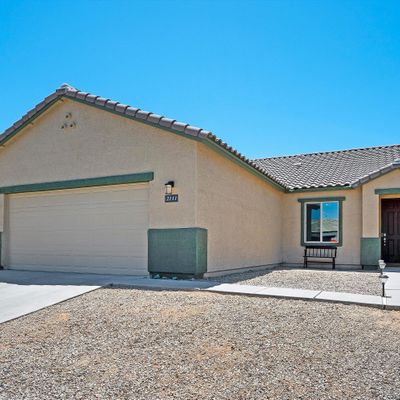 2111 W Moon Milk St, Benson, AZ 85602