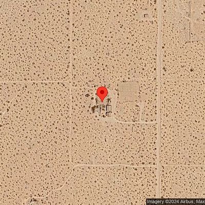 215 Hilton Ave, Landers, CA 92285