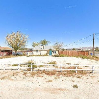 22006 Sioux Rd, Apple Valley, CA 92308