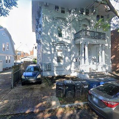 28 Batter Ter, New Haven, CT 06511