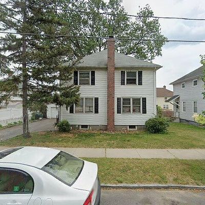 28 Burke St, Indian Orchard, MA 01151