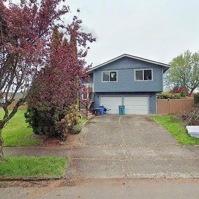 2915 Nw 109 Th St, Vancouver, WA 98685