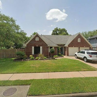 2923 Waterloo Rd, Pearland, TX 77581