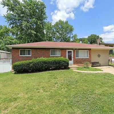 3 Petersburg Ct, Arnold, MO 63010