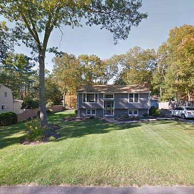 30 Heritage Dr, Attleboro, MA 02703