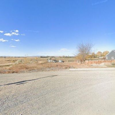 300 Oak Ave, Burlington, WY 82411