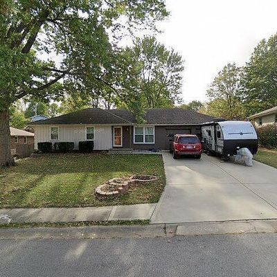 3000 S Ponca Dr, Independence, MO 64057