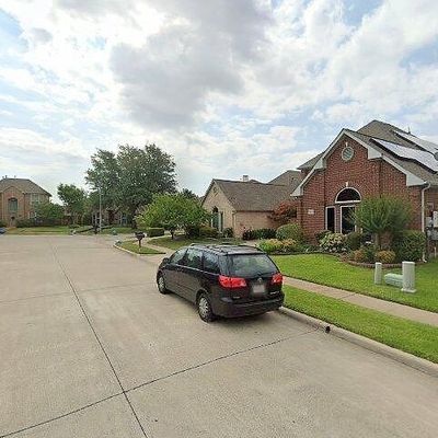 302 Old York Rd, Irving, TX 75063