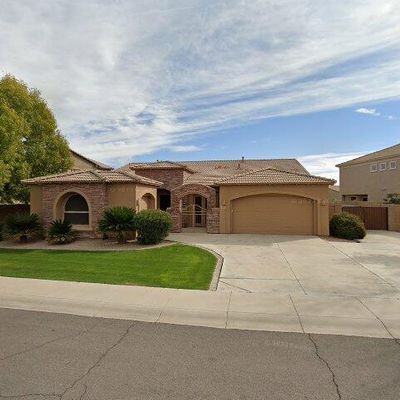 3045 S Colonial St, Gilbert, AZ 85295