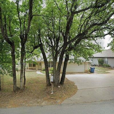 311 E Oakdale St, Keene, TX 76059