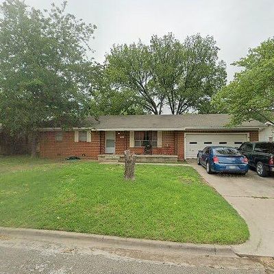 2520 Mears Dr, Gatesville, TX 76528