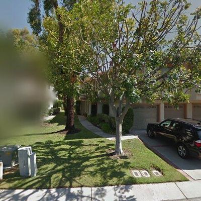 25245 Tanoak Ln, Lake Forest, CA 92630