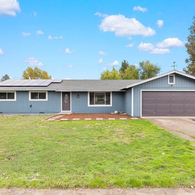 2539 Delta Waters Rd, Medford, OR 97504
