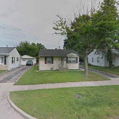 255 S 9 Th Ave, Beech Grove, IN 46107