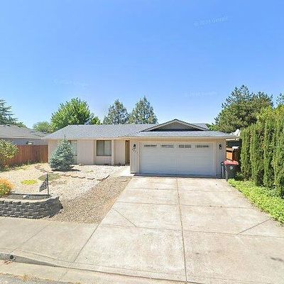 2551 Paloma Ave, Medford, OR 97504