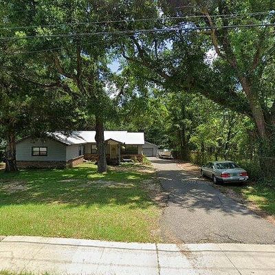 2609 Longleaf Dr, Mobile, AL 36693