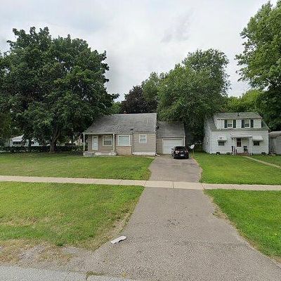 26100 Southwestern Hwy, Redford, MI 48239