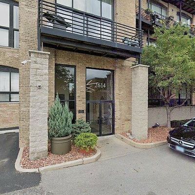 2614 N Clybourn Ave #213, Chicago, IL 60614
