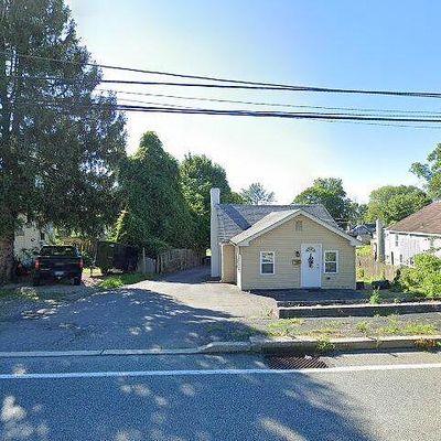 266 W Dutton Mill Rd, Aston, PA 19014