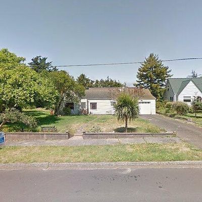 269 Ivy St, Florence, OR 97439