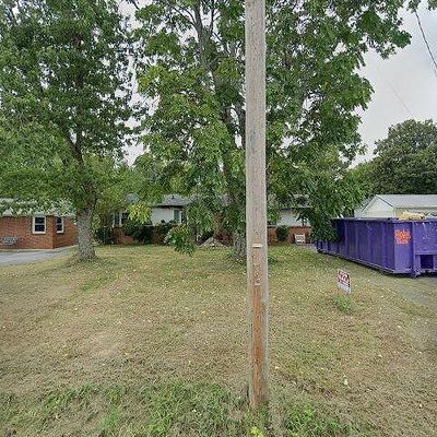 2705 Henderson Ave Nw, Cleveland, TN 37312
