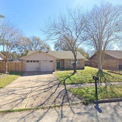 2705 Laurel Creek Way, Pearland, TX 77581