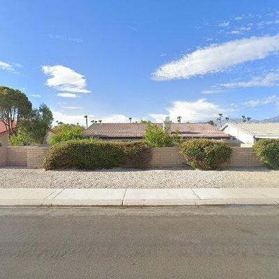 27135 Shadowcrest Ln, Cathedral City, CA 92234