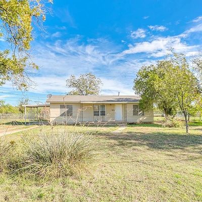 3422 Lake Dr, San Angelo, TX 76903