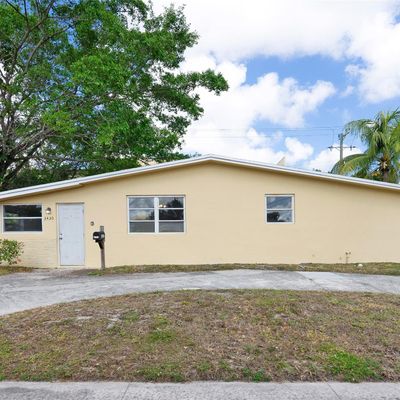 3430 Nw 43 Rd Ave, Lauderdale Lakes, FL 33319