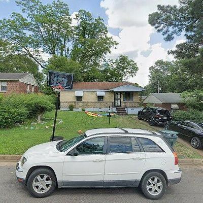 3518 W Horn Lake Rd, Memphis, TN 38109