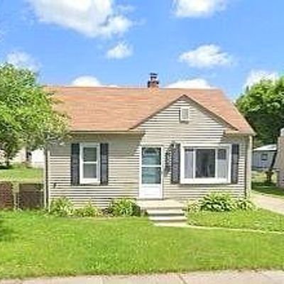 3525 Poplar Ave, Warren, MI 48091