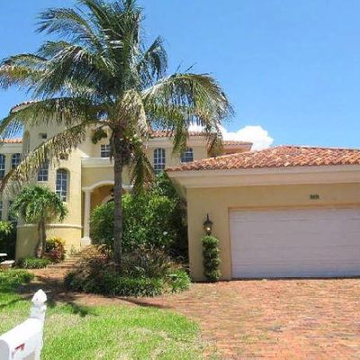 362 41 St Ave, St Pete Beach, FL 33706