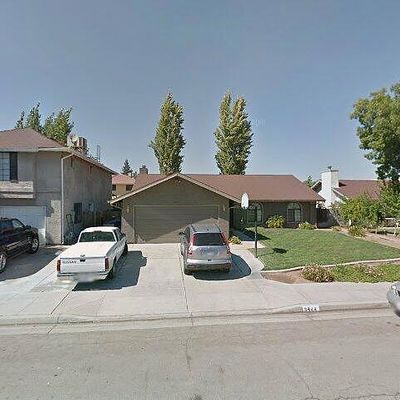 3644 W Robinson Ave, Fresno, CA 93722