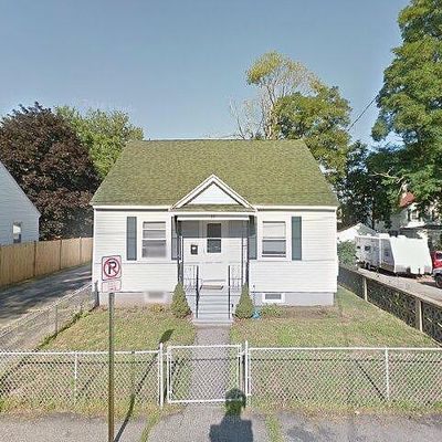 38 Exeter Ave, Manchester, NH 03103