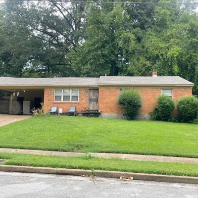 3921 Callahan Dr, Memphis, TN 38127