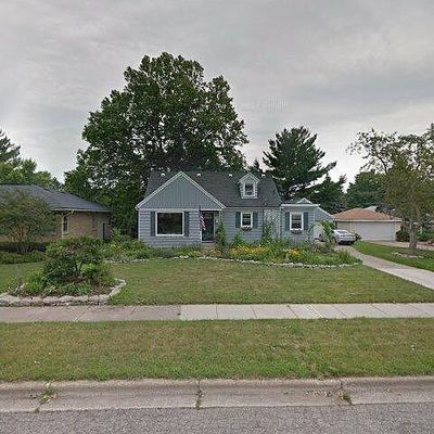 3925 Omaha St Sw, Grandville, MI 49418