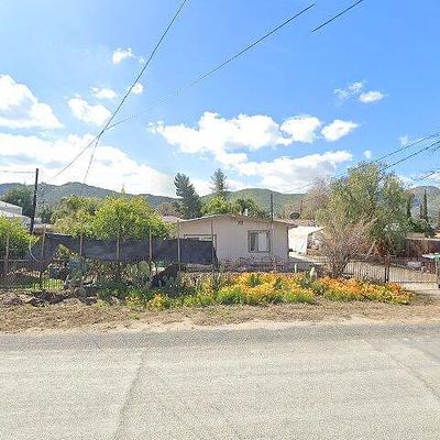 31929 Sweetwater Ln, Homeland, CA 92548