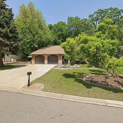 320 E 152 Nd St, Burnsville, MN 55306