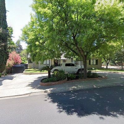 320 La Loma Ave, Modesto, CA 95354