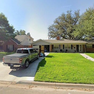 3208 Stanolind Ave, Midland, TX 79705