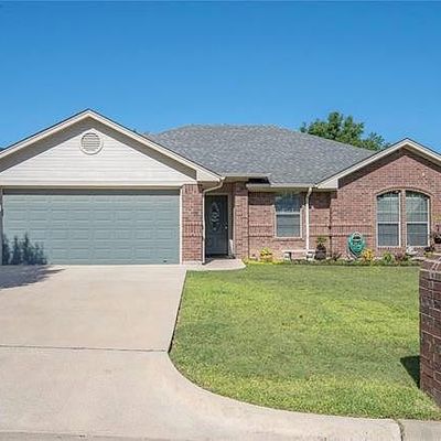 329 Clark Ave, Weatherford, TX 76085