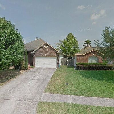 3322 Strong Winds Dr, Houston, TX 77014