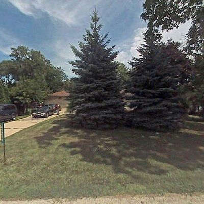 42211 N 2 Nd Ave, Antioch, IL 60002