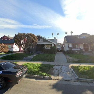 4270 Walton Ave, Los Angeles, CA 90037